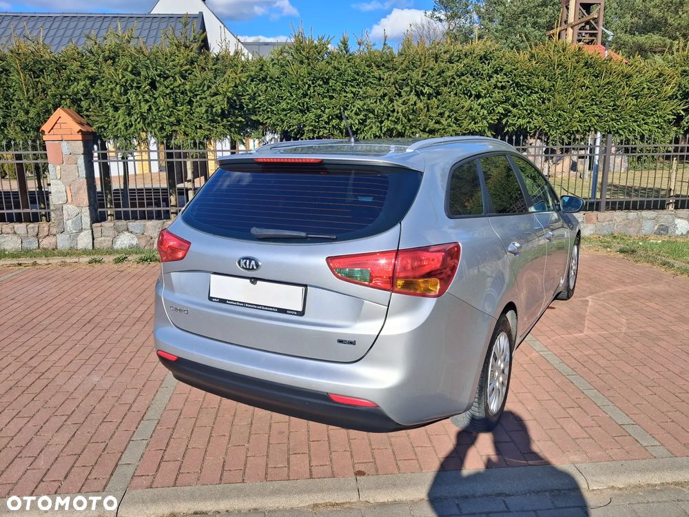 Kia Ceed 1.6 CRDi L - 8