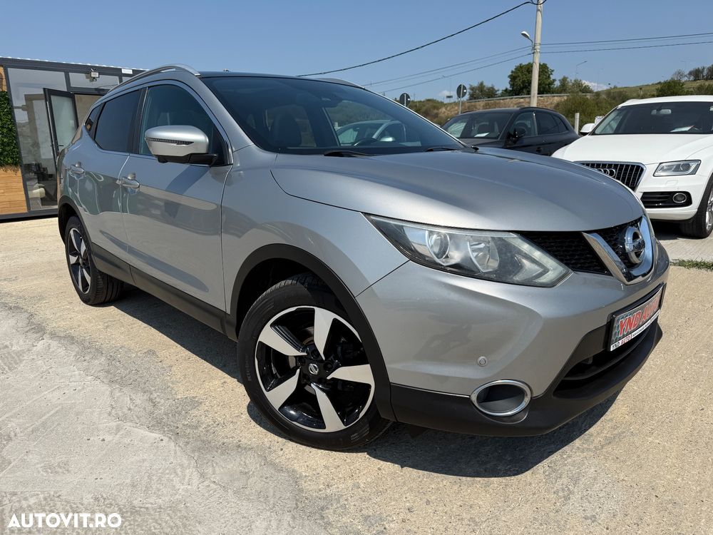 Nissan Qashqai 1.6 DCI Xtronic TEKNA - 1