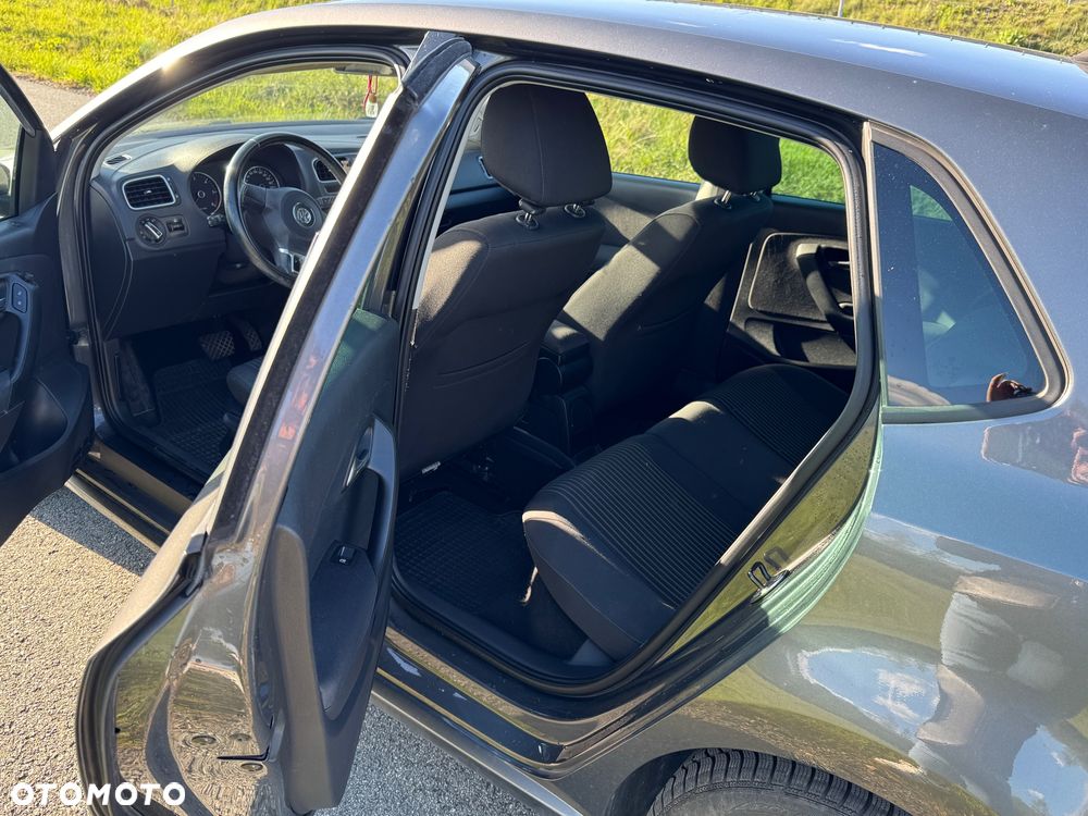 Volkswagen Polo 1.6 TDI DSG Highline - 8