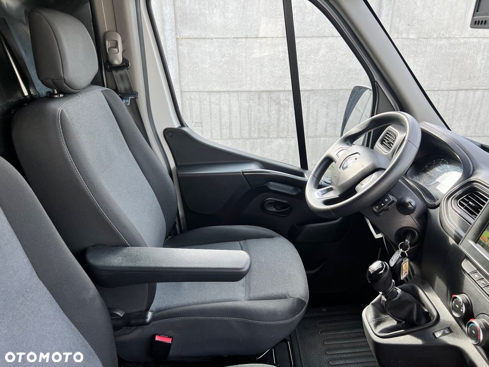 Renault Master L3H2 2.3 DCI 150KM 2019r - 26