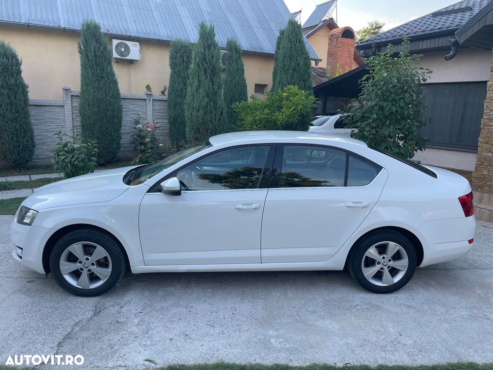 Skoda Octavia - 3