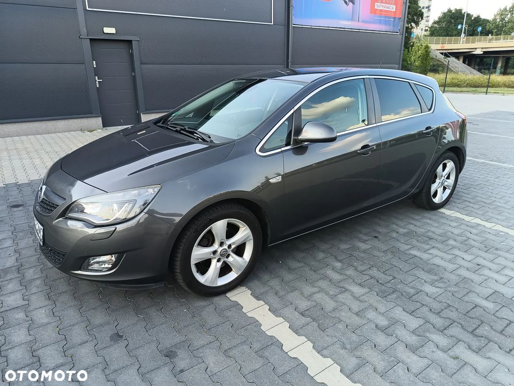 Opel Astra 1.6 T Sport - 1