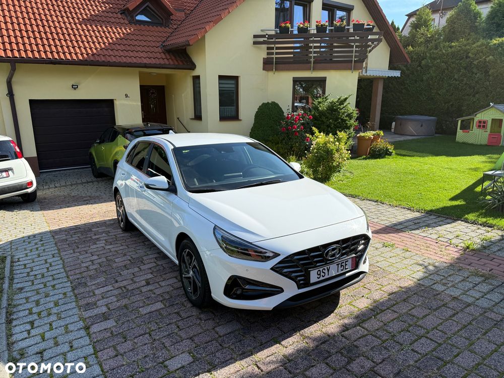 Hyundai i30 1.5 DPI Modern - 1