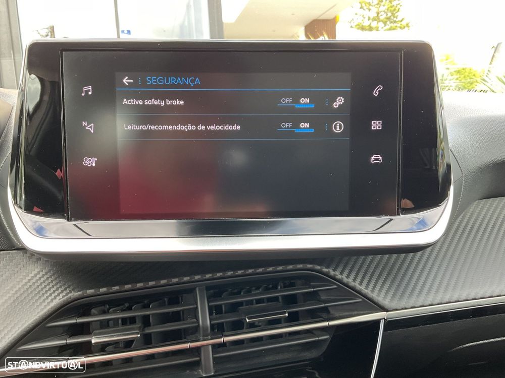 Peugeot 208 1.2 PureTech Active - 26