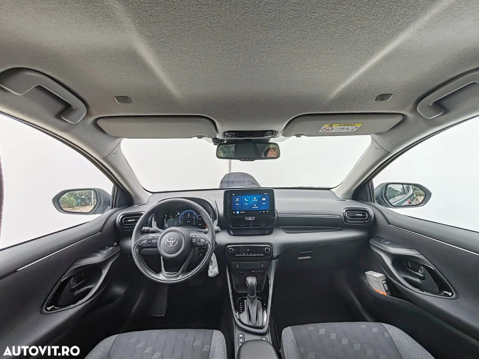 Toyota Yaris - 8