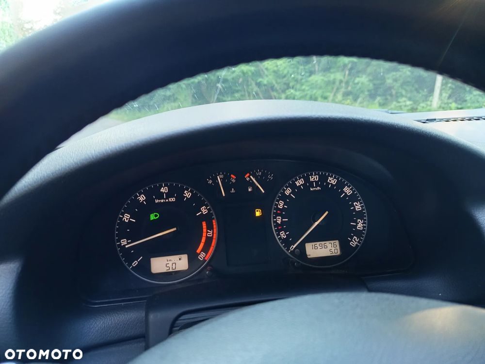 Skoda Superb 1.8 Turbo - 12