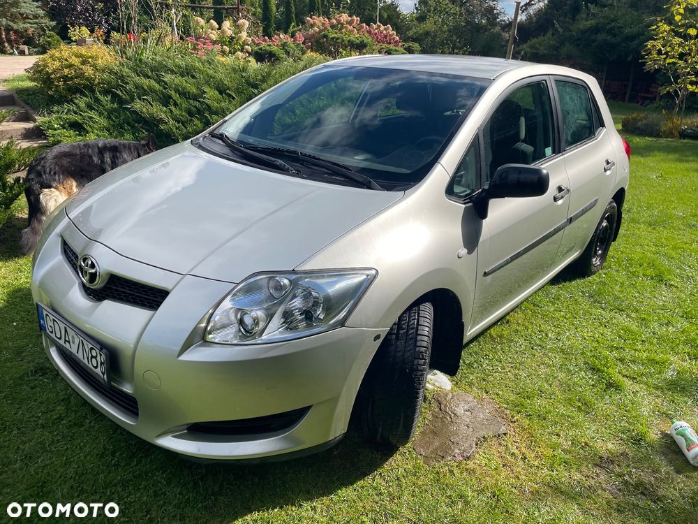 Toyota Auris 1.4 D-4D Terra - 7