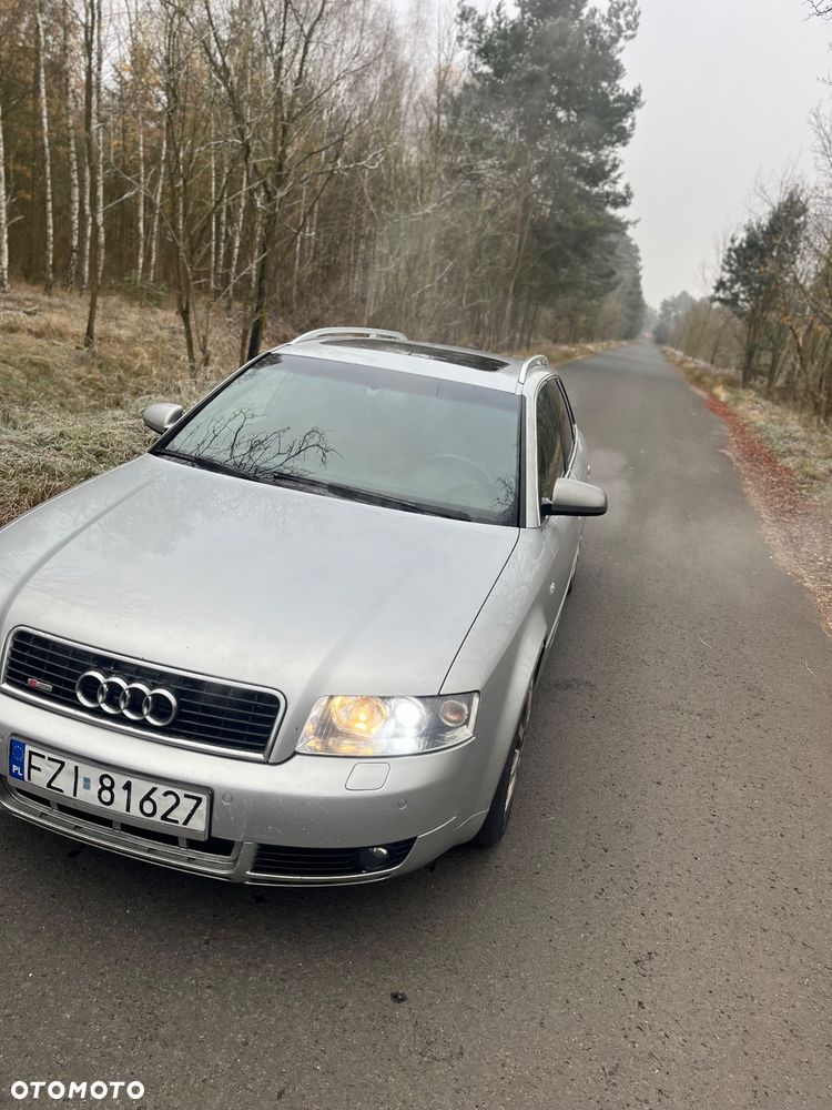 Audi A4 Avant - 1