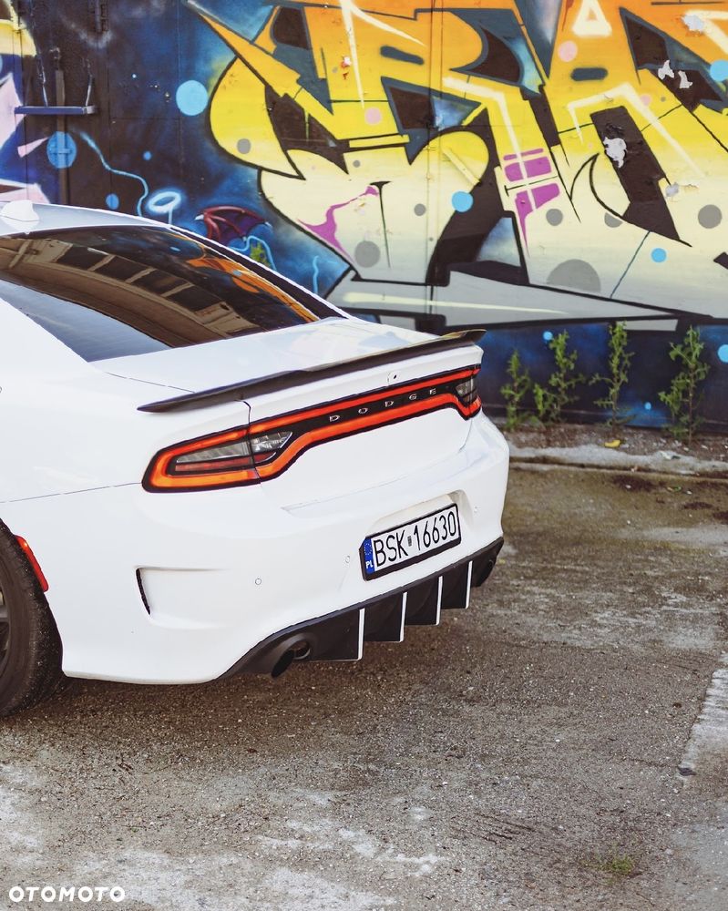 Dodge Charger 6.4 Scat Pack - 26