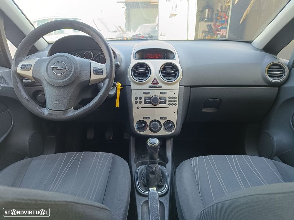 Opel Corsa 1.3 CDTi Enjoy - 10