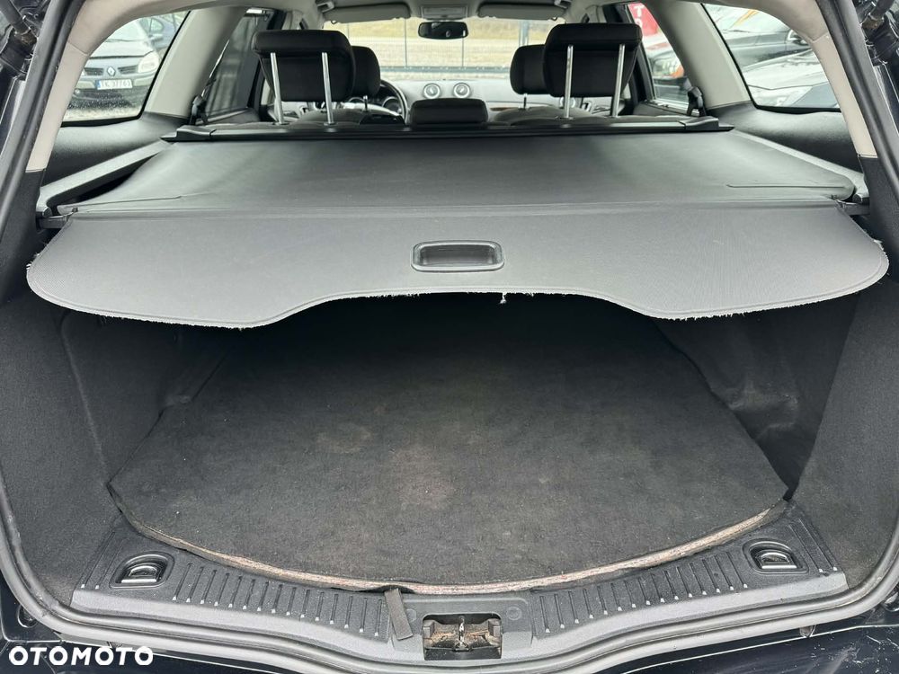 Ford Mondeo 2.0 TDCi Ghia - 19