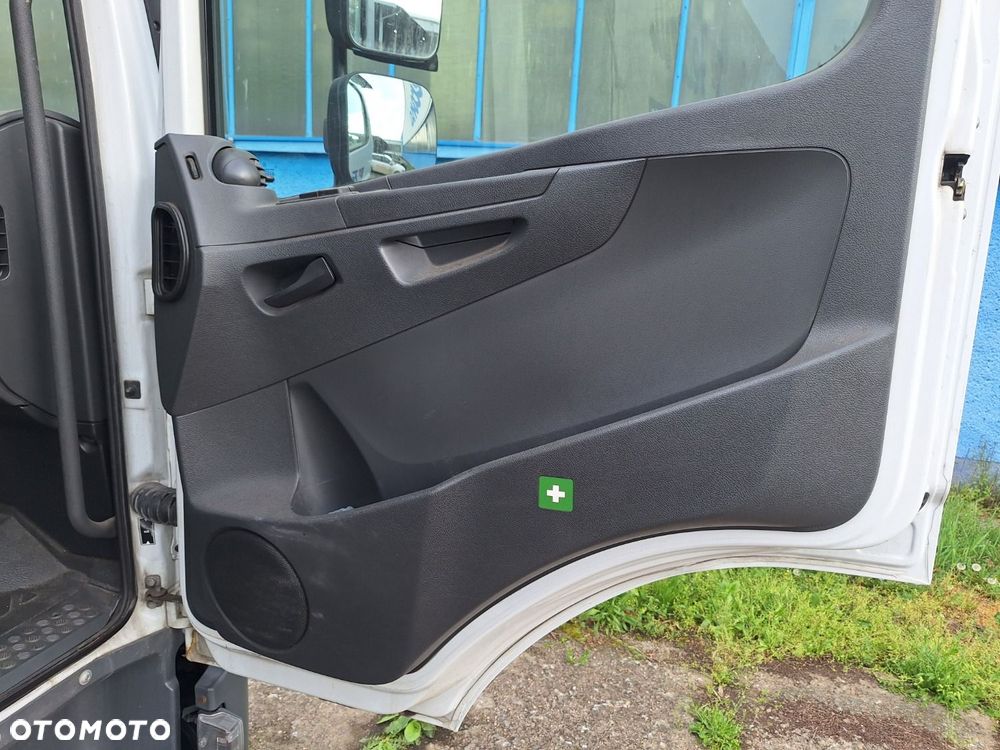 Versalift Atego 1323 - 36