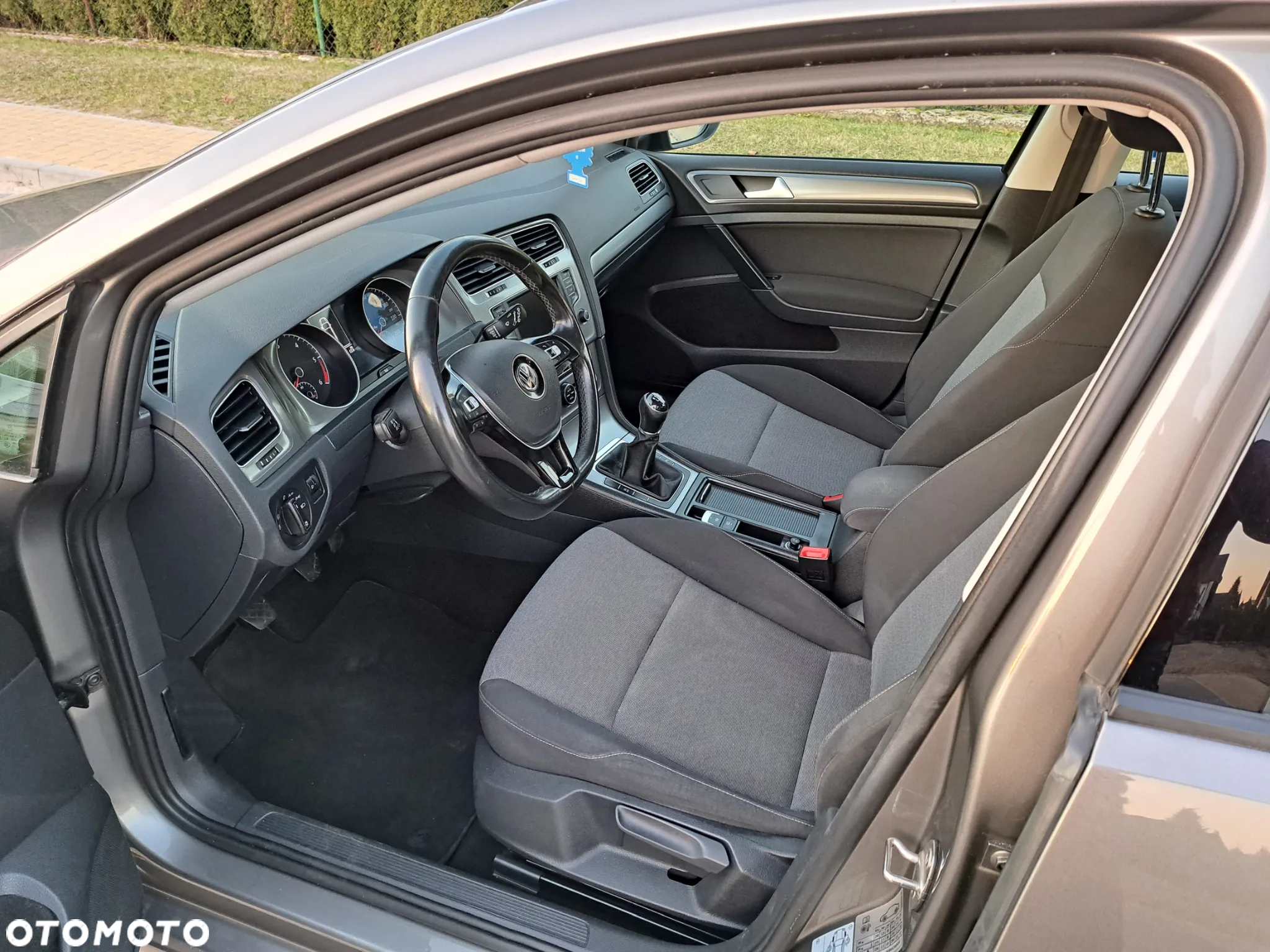 Volkswagen Golf VII 1.6 TDI BMT Trendline - 14