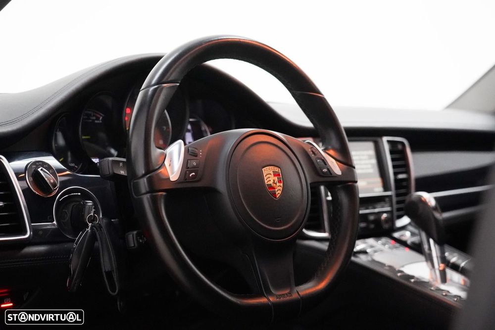 Porsche Panamera S E-Hybrid - 9