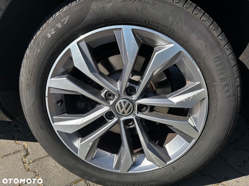 Volkswagen Passat - 18