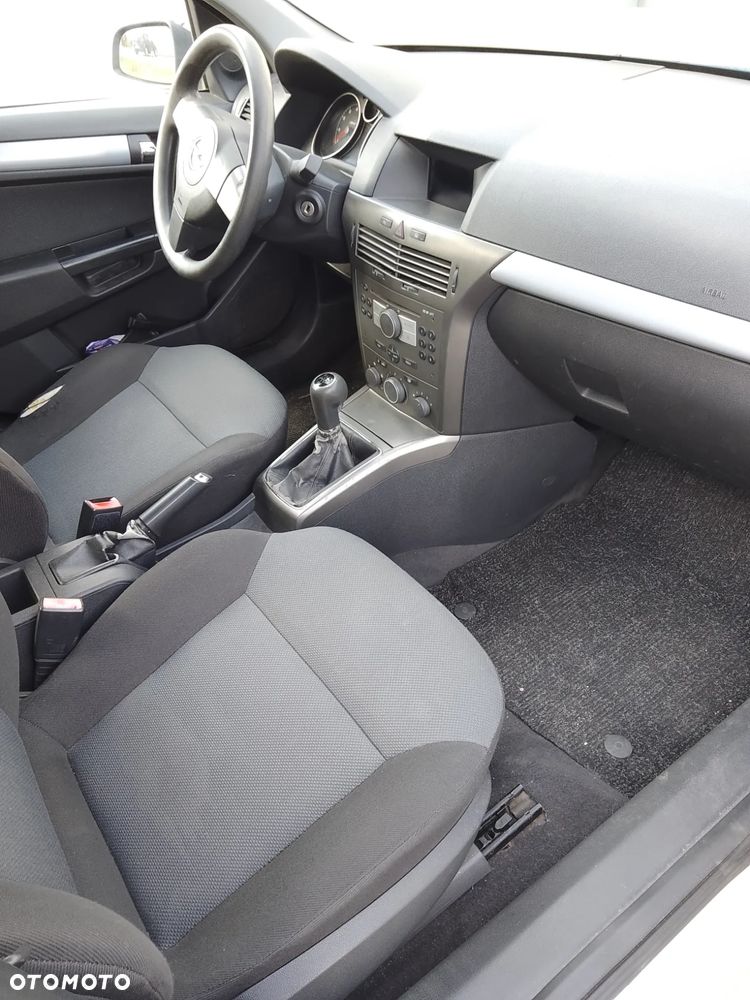 Opel Astra 1.4 Cosmo - 4