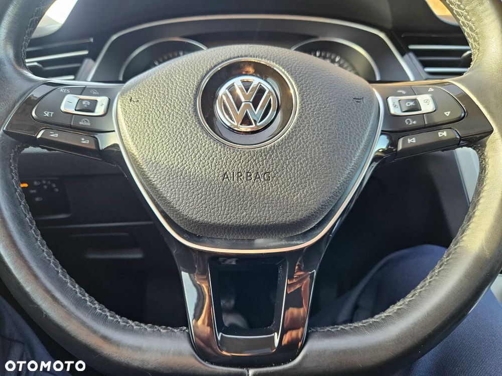 Volkswagen Passat 2.0 TDI BMT Comfortline - 25