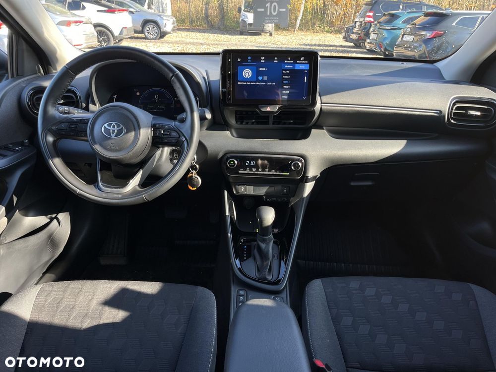 Toyota Yaris Hybrid 1.5 Style - 6
