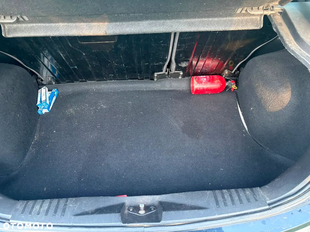 Ford Fiesta - 11