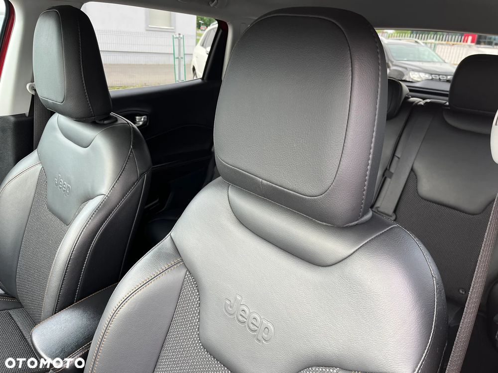 Jeep Compass - 17