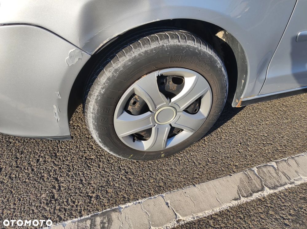 Volkswagen Polo 1.4 TDI Comfortline - 14