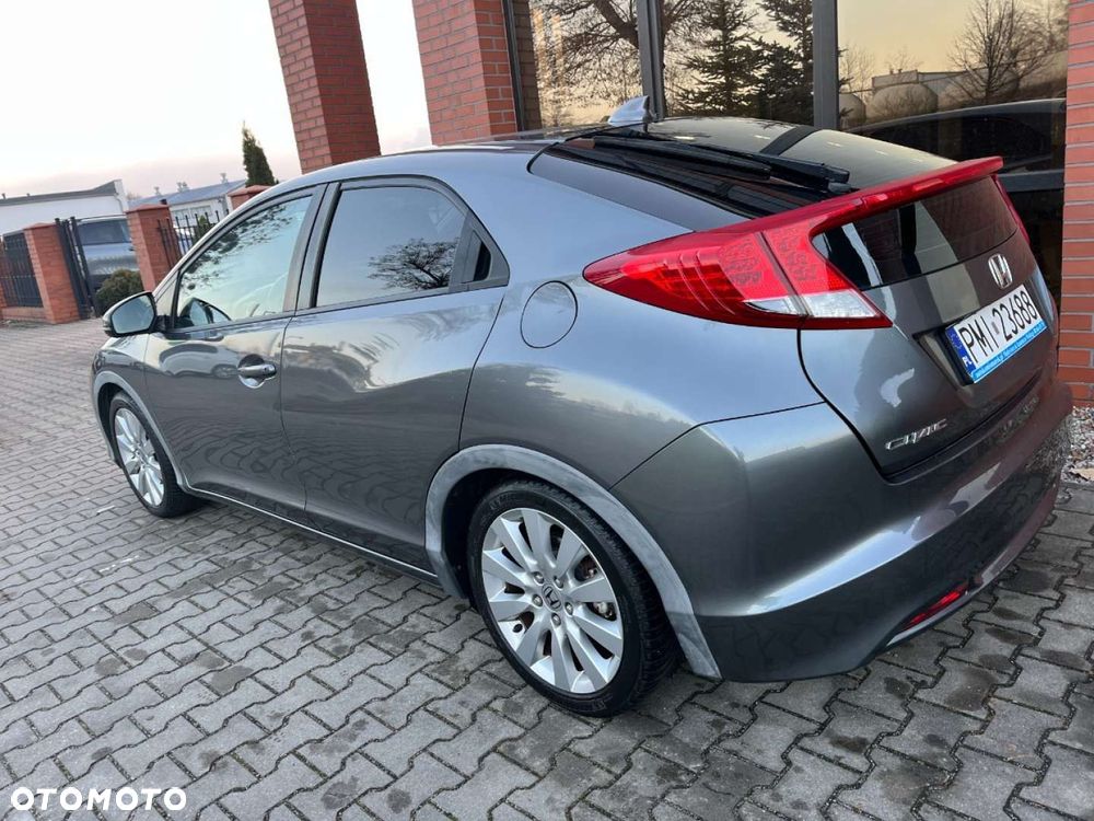 Honda Civic 1.8 i-VTEC Sport - 3