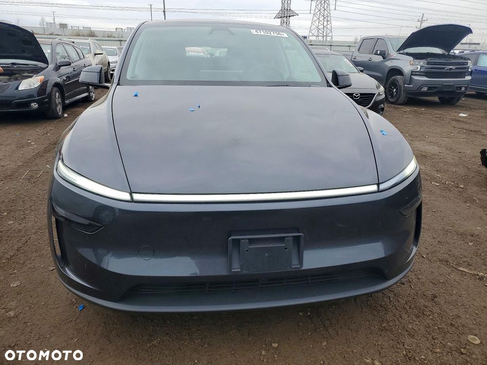 Tesla Model Y Premium Long Range Dual Motor AWD - 5