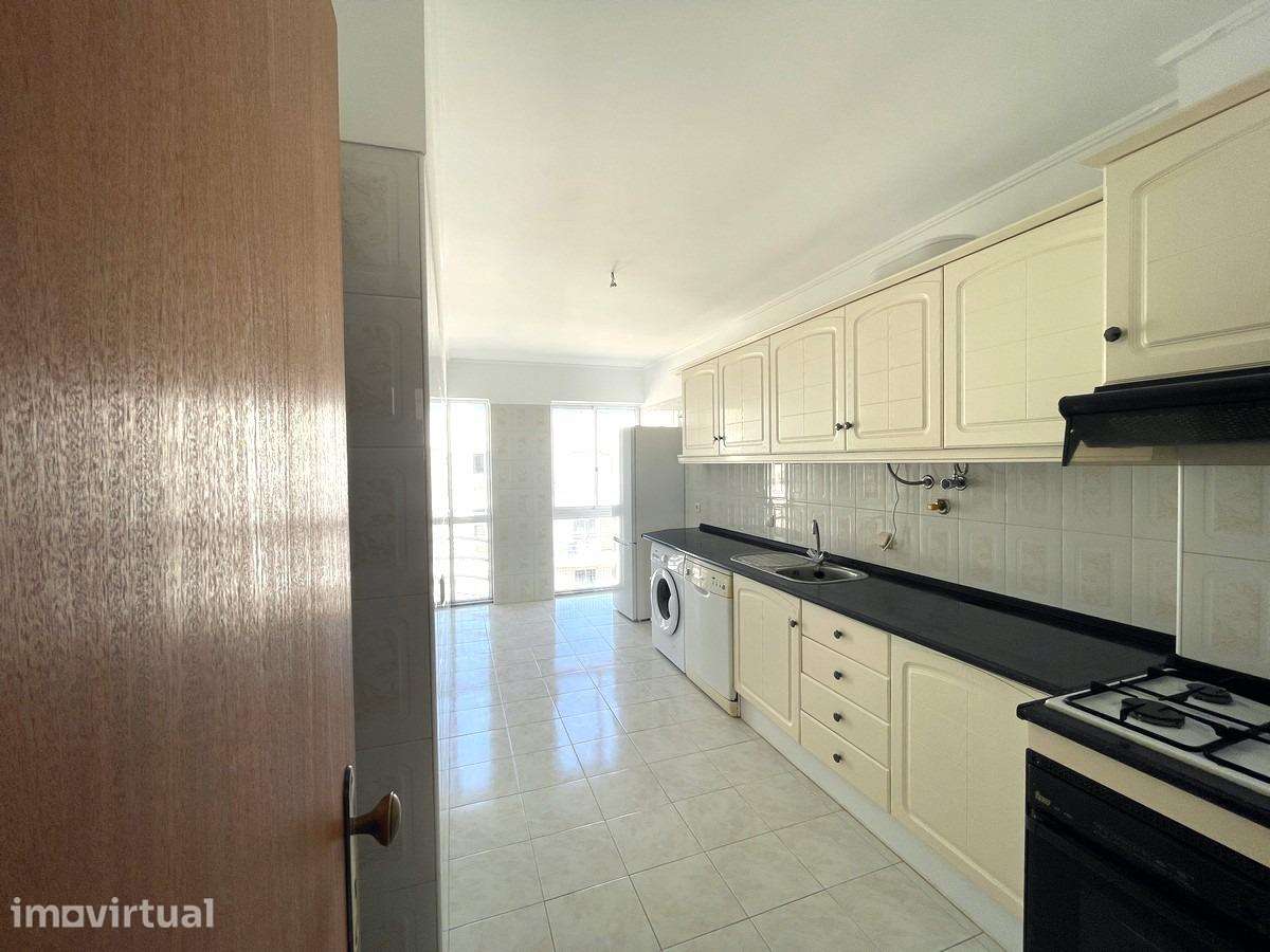 Apartamento T3 em Almada - Grande imagem: 5/19