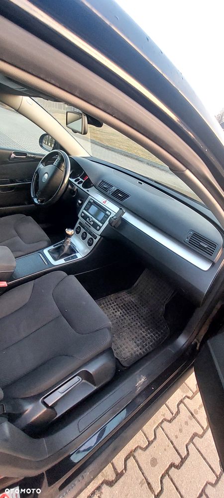 Volkswagen Passat - 3