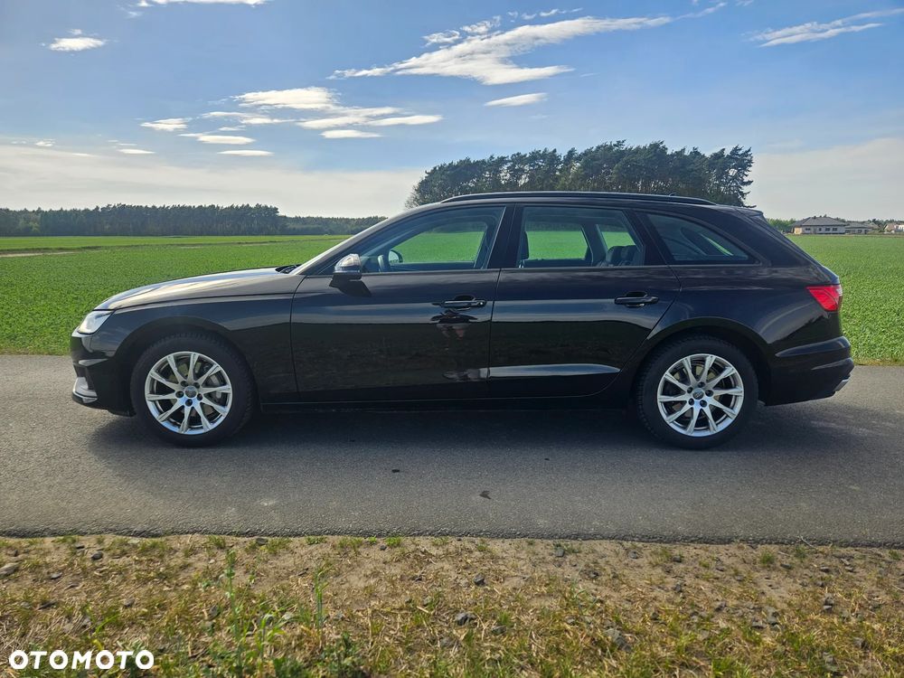 Audi A4 Avant 40 TDI S tronic - 4