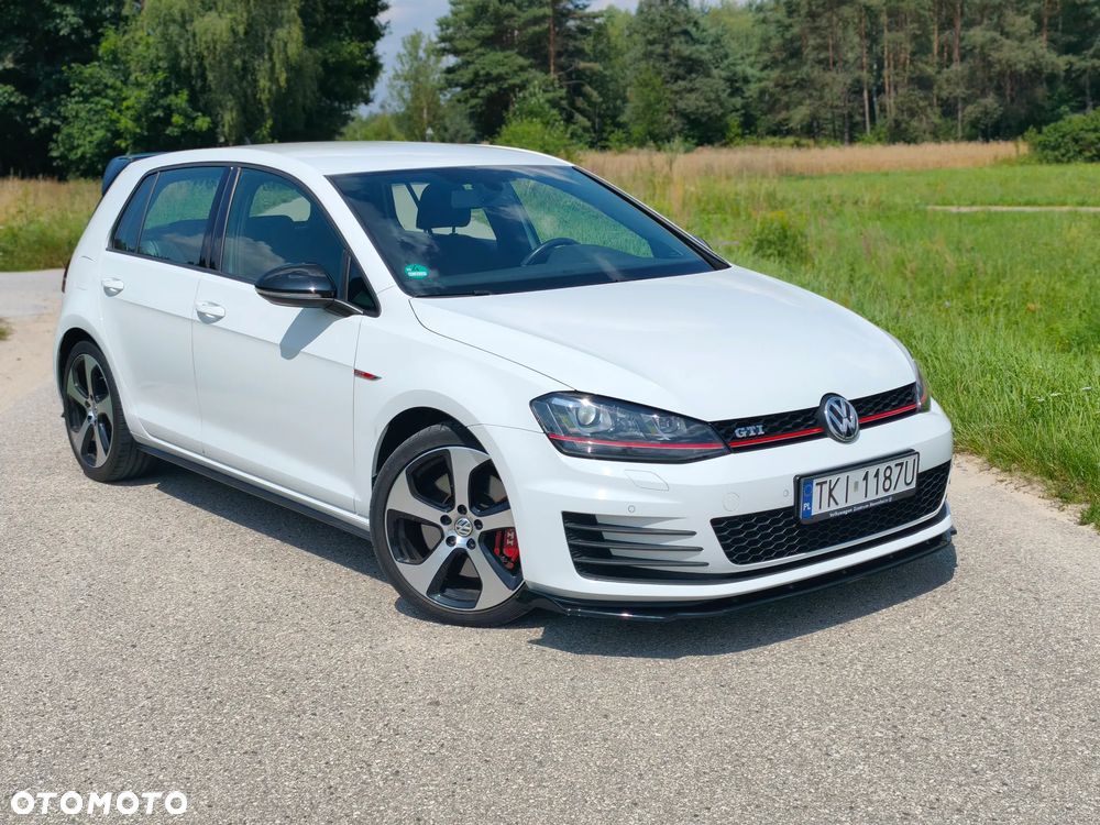 Volkswagen Golf GTI BlueMotion Technology - 1