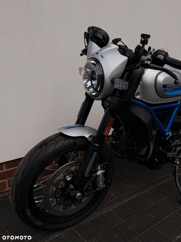 Ducati Scrambler - 10