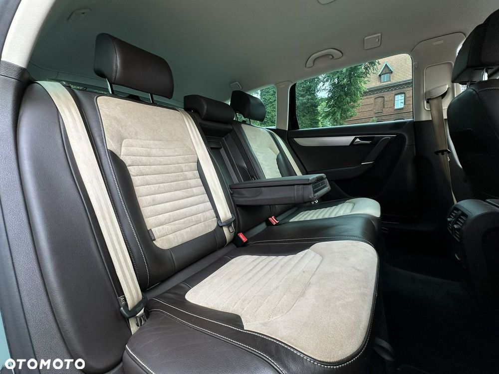 Volkswagen Passat - 10