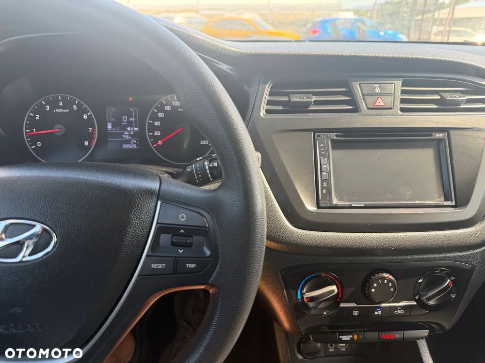 Hyundai i20 1.2 Comfort - 18