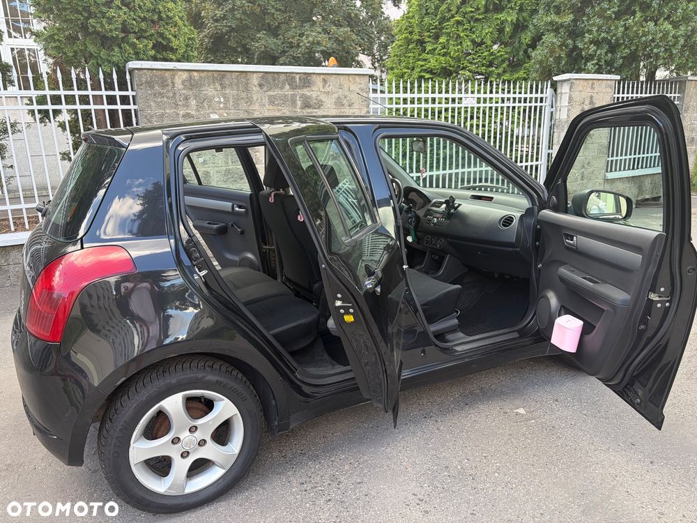 Suzuki Swift 1.3 DDiS 16v GL Airco - 10