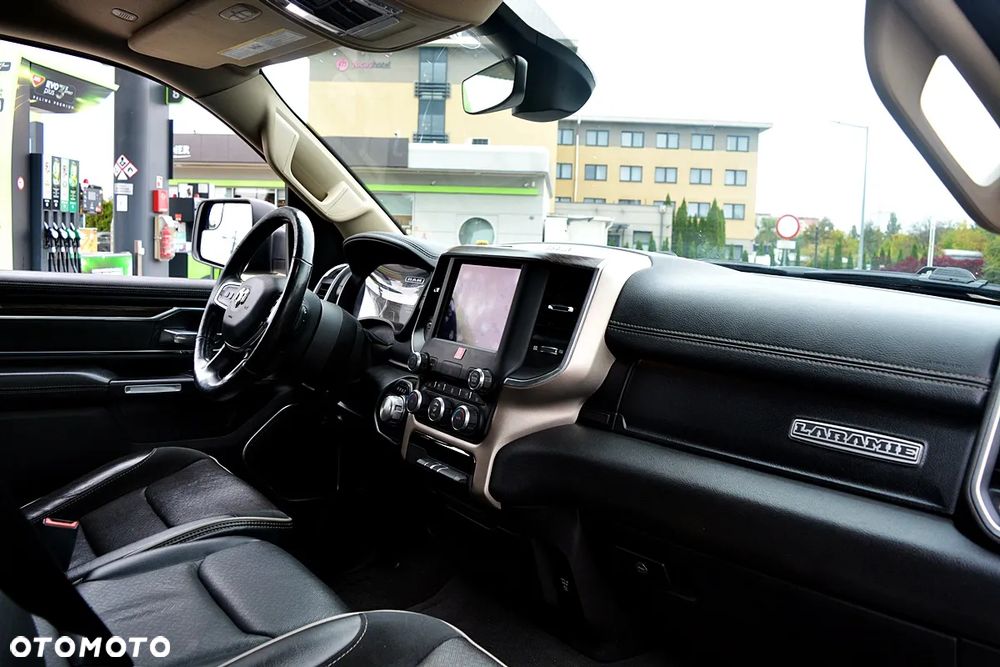 Dodge RAM 5.7 4x4 - 25