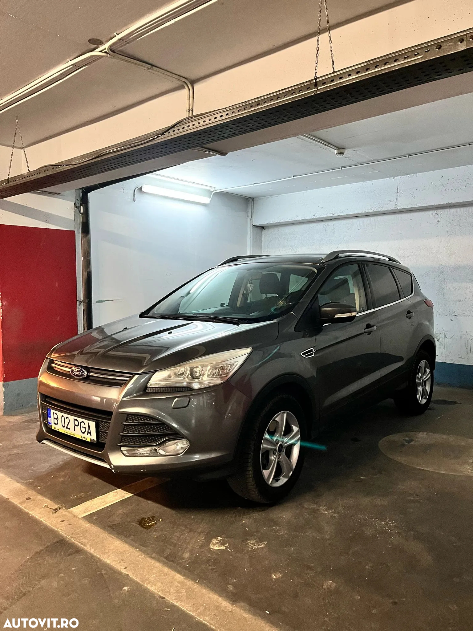 Ford Kuga 2.0 TDCi 4WD Powershift Titanium - 2