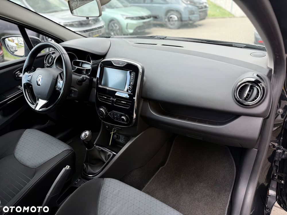 Renault Clio TCe 90 Limited - 26