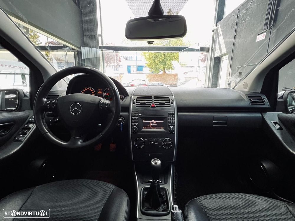 Mercedes-Benz A 180 CDI Avantgarde - 21