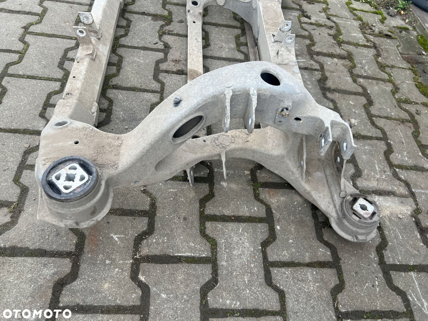 TESLA S 4X4 SANKI WÓZEK ZAWIESZENIA TYLNEGO TYŁ - 2