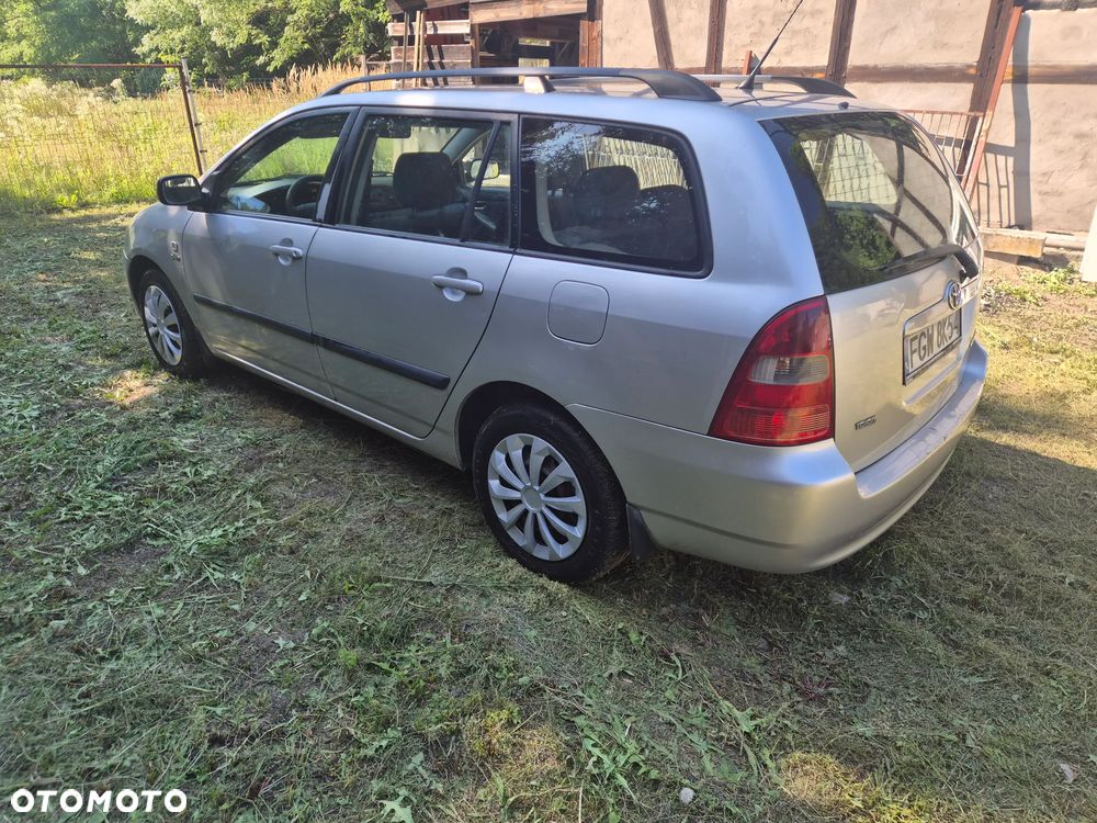 Toyota Corolla 2.0 D-4D Combi - 4