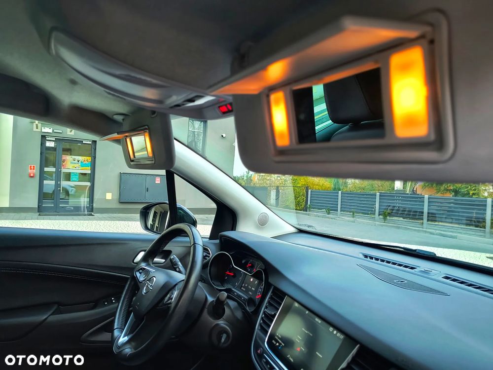 Opel Crossland X - 31