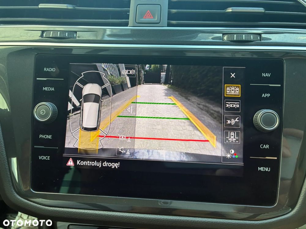 Volkswagen Tiguan - 27