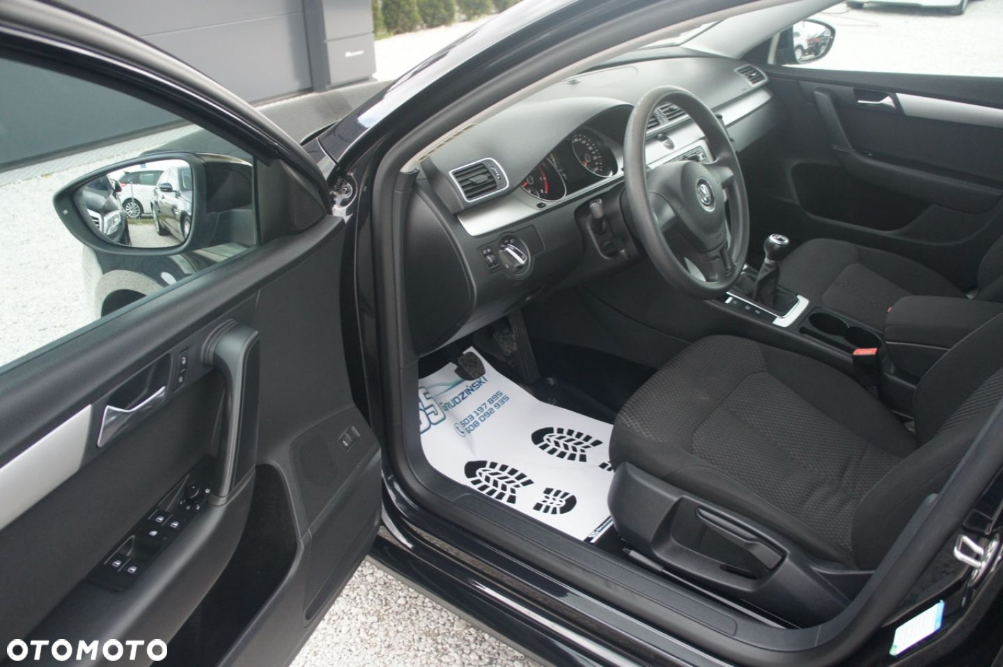 Volkswagen Passat - 10
