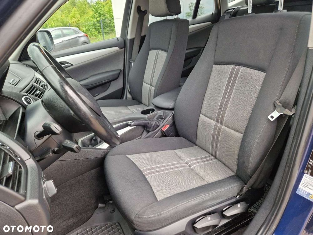 BMW X1 sDrive18i Sport Line - 10
