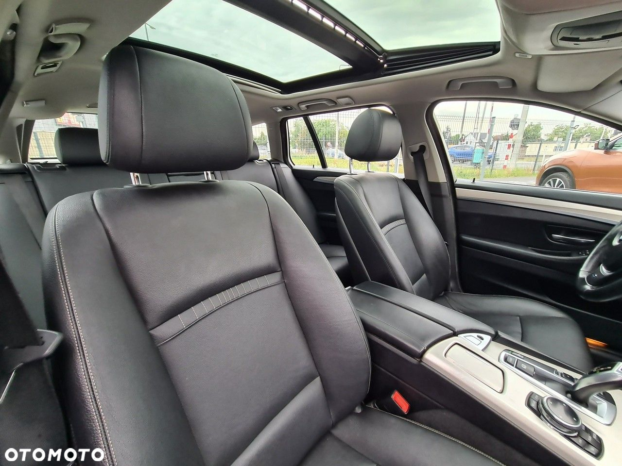 BMW Seria 5 518d Touring Modern Line - 23