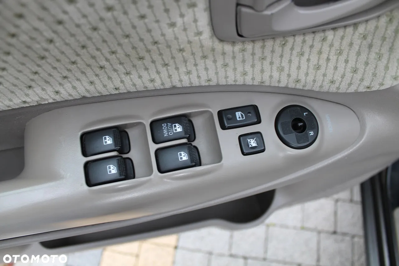 Hyundai Tucson 2.0 CRDi 2WD GLS - 26