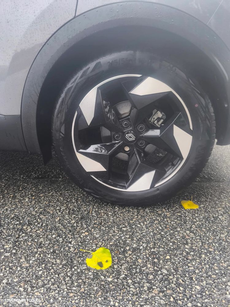 Renault Captur 1.6 E-Tech Full Hybrid Evolution - 5