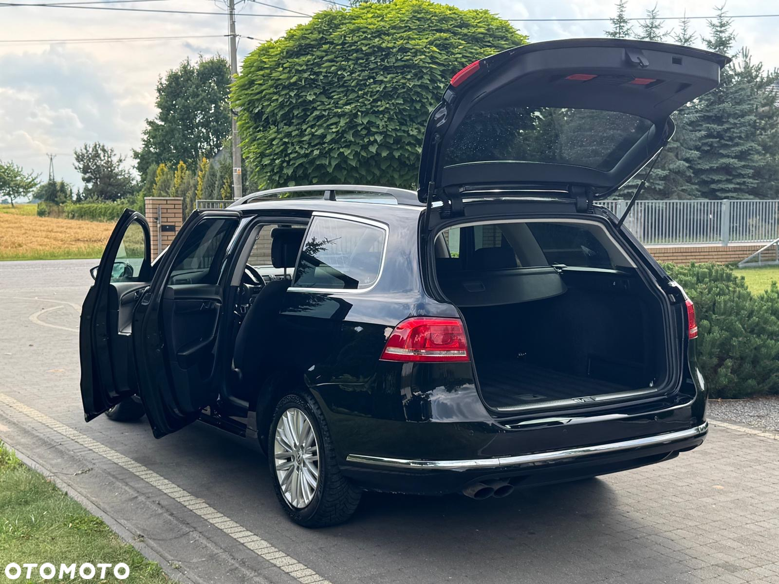 Volkswagen Passat 2.0 TDI Comfortline - 17