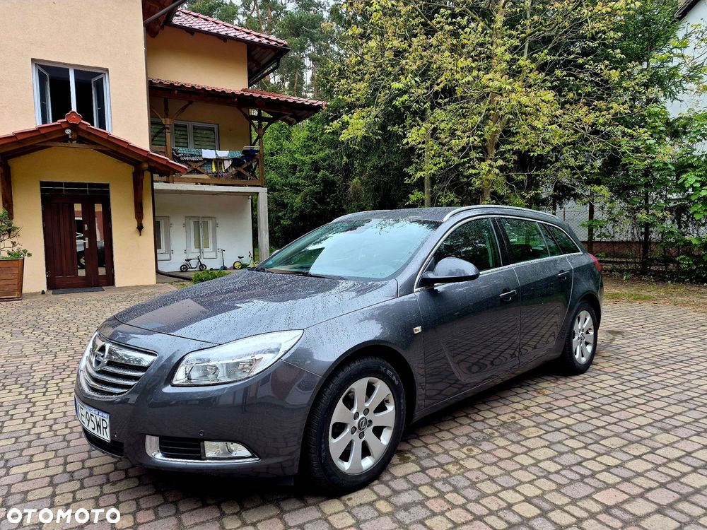 Opel Insignia - 1